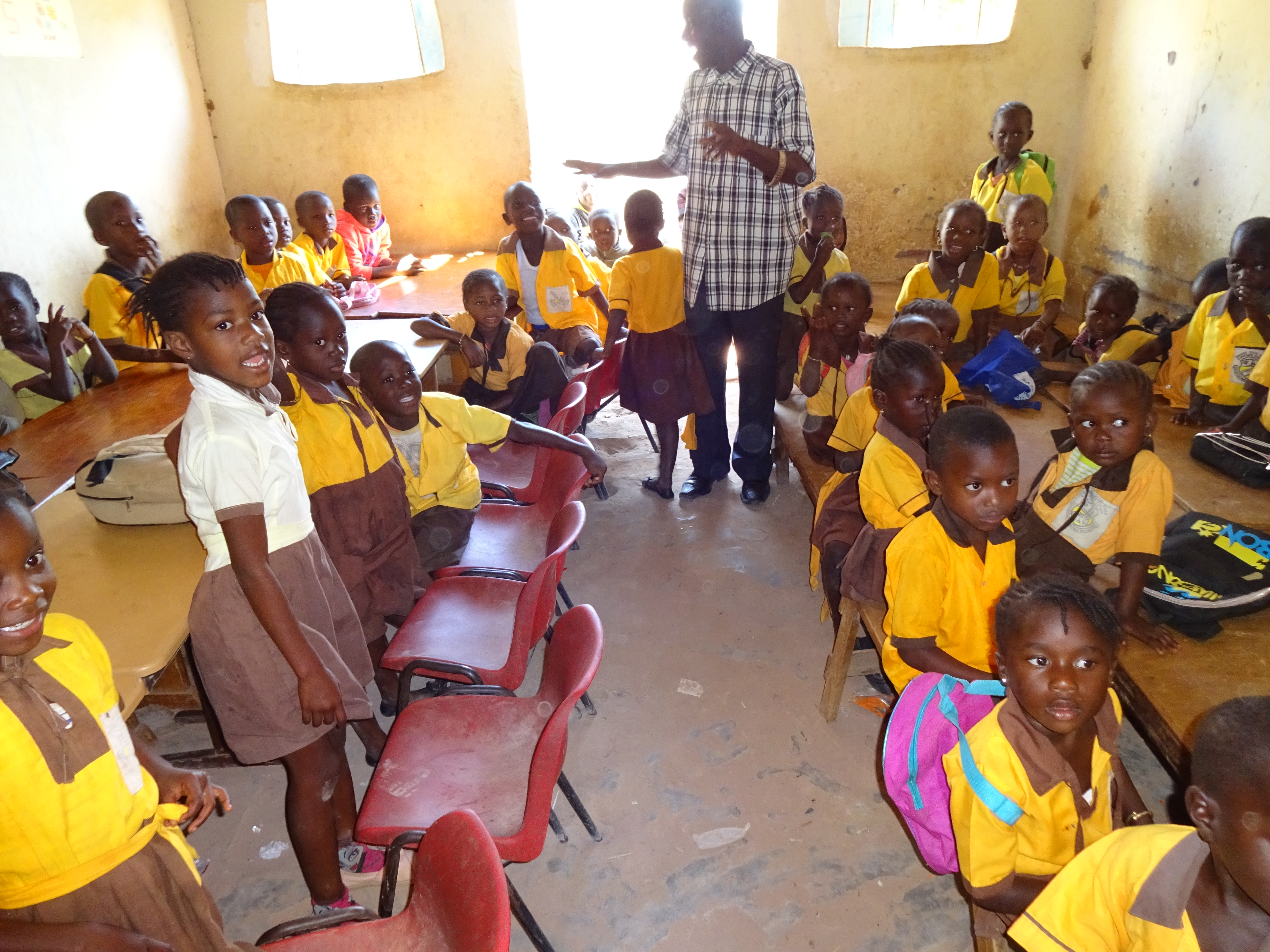 gambia-kotu-jaresu-school-2