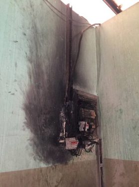 Een ontplofte generator naar cycloon Idai in Tanzania.