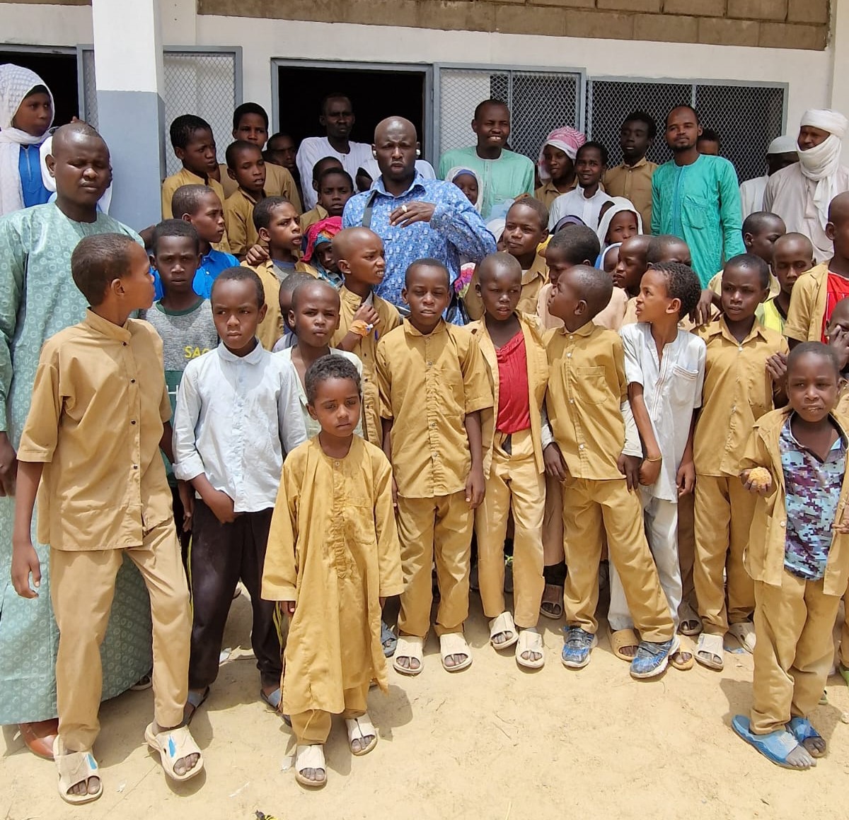 Groep schoolkinderen in Tsjaad.