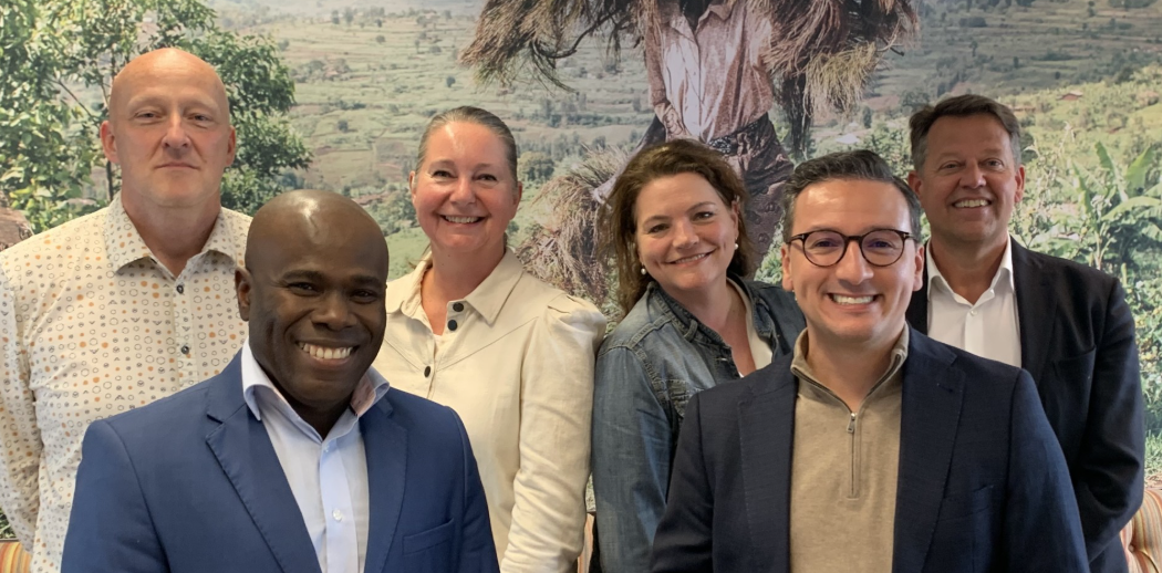 V.l.n.r. Remco van der Veen, Wilco Finisie, Marieke Obdam, Pauline Eenhoorn, Hicham Amziran, Theo de Ruijter.